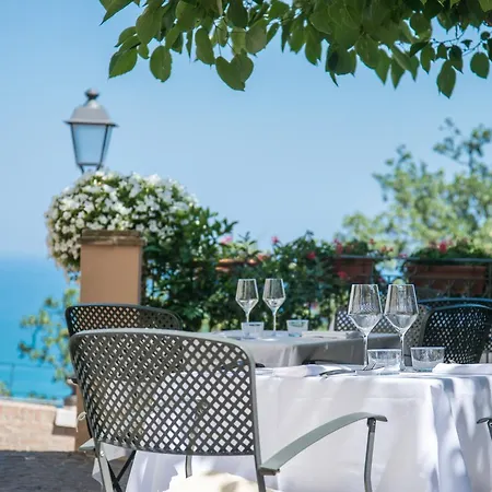 Rocco Da Francesco Hotel 3*